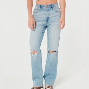 Hollister Ultra high rise dad jeans size 3S w26 L29 LIGHT BLUE WASH NWT